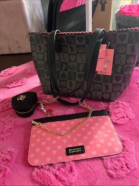 Exclusive Juicy Couture Pink Heart Pouch with Gray Patterned Tote Set
